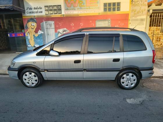 CHEVROLET ZAFIRA 2.0 MPFI EXPRESSION 8V FLEX 4P AUTOMÁTICO